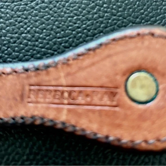 Rebecca Ray Equestrian Leather Key Holder - Picture 3 of 5